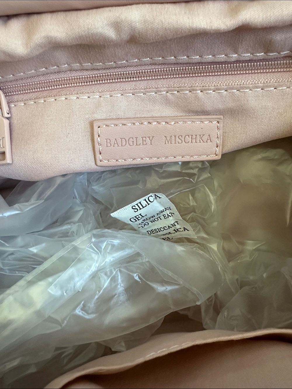 Badgley Mischka Pink Ruched Clutch Vegan Leather Chain Strap Slouchy Bag - Picture 7 of 7